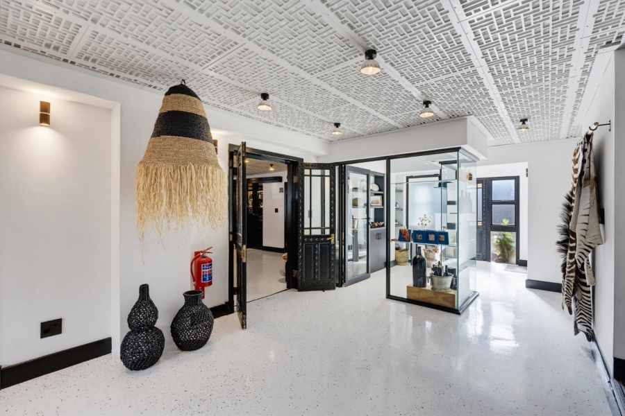 To Let Commercial Property for Rent in Gardens Western Cape